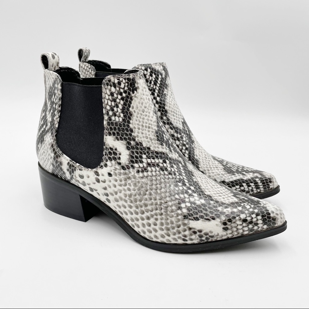 Blondo Emelia Waterproof Ankle Boot Snakeskin print